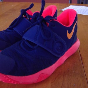 Used Kid's Size 3.0 (Women's 4.0) Nike KD 7 Shoes
