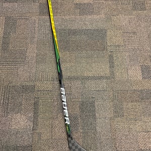 Senior Bauer  Supreme UltraSonic Hockey Stick
