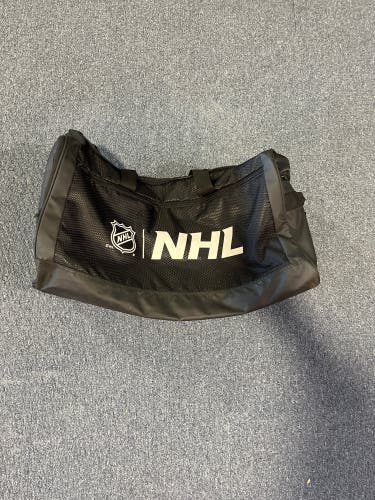 New Fanatics Authentic PRO NHL Colorado Avalanche Coaching Bag 25x15x15