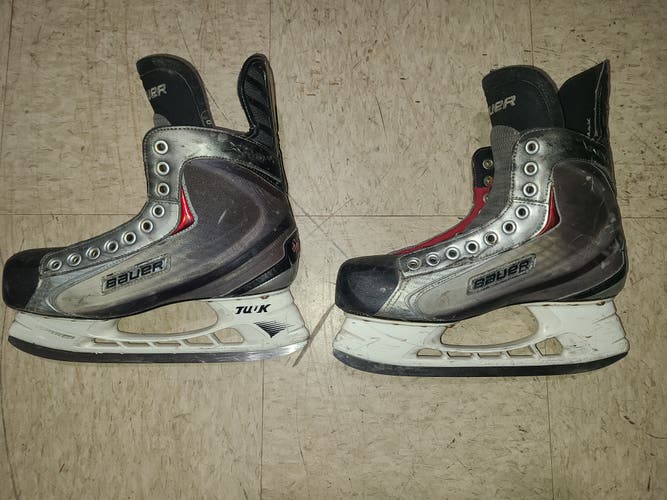Senior Used Bauer Vapor X60 Hockey Skates Regular Width Size 9