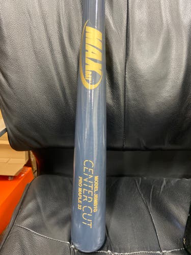 33” MaxBat Maple Baseball Bat