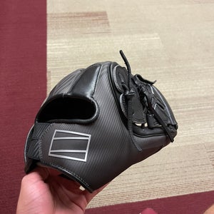 New Right Hand Throw 11.75" REV1X Baseball Glove