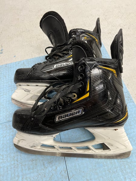 James Neil Bauer Hockey Skates Regular Width Pro Stock Size 9