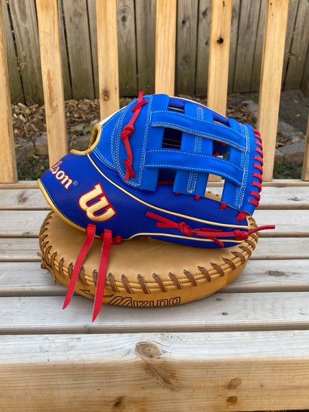 Used Wilson Right Hand Throw Outfield A2K MB50 Baseball Glove 12.5"