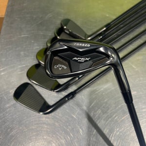 Used Callaway Right Handed Apex Pro Forged '19 Iron Set Regular Flex 7 Pieces Steel Shaft