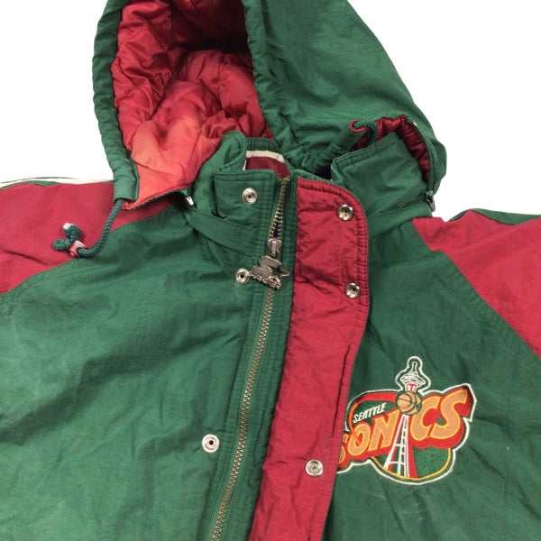 Vintage 90s Seattle Sonics NBA Hooded puffer jacket. Starter