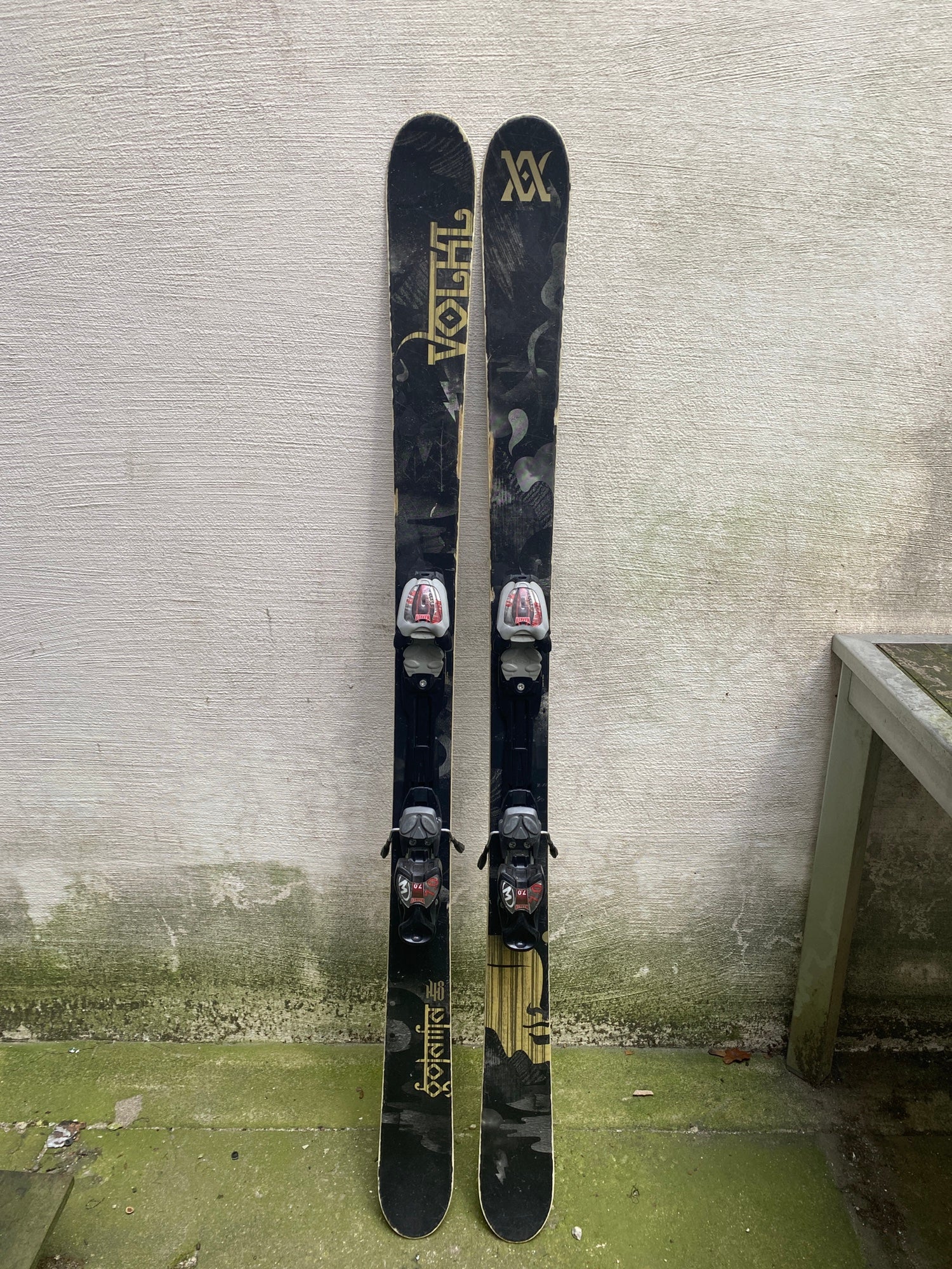 Völkl（フォルクル）／ALLEY（アリー）／148／Marker FDT10 Volkl Alley Skis 2011 | evo