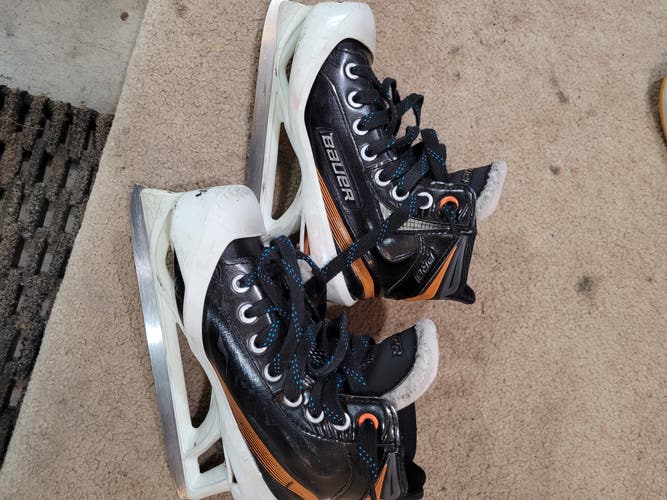 Junior Used Bauer Pro Hockey Goalie Skates Size 1.5