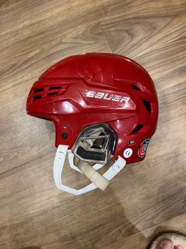 Bauer Re-Akt  95 Red Helmet Used Size Small