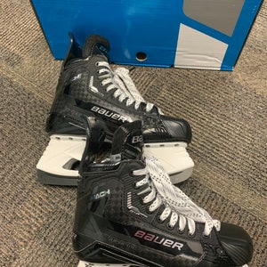 Senior New Bauer Supreme Mach Hockey Skates