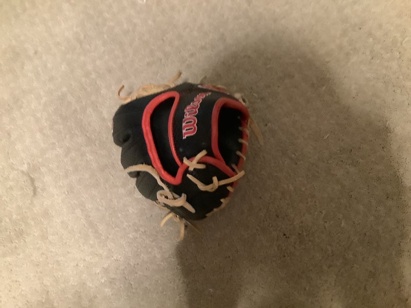 Infield 11.25" A2000 Baseball Glove