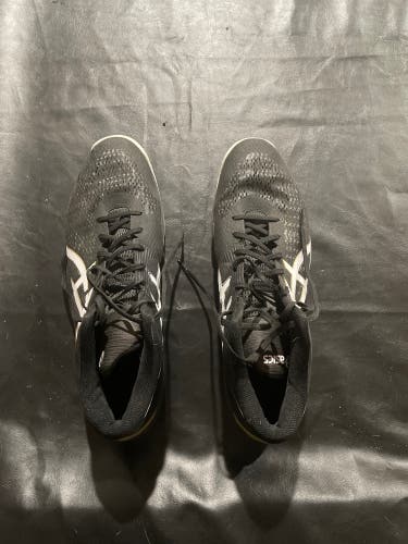 Asics volleyball shoes