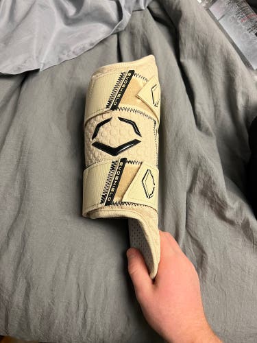 Left Handed Hitter Evoshield Leg Guard