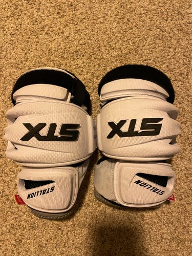New Large STX Stallion 900 Arm Pads