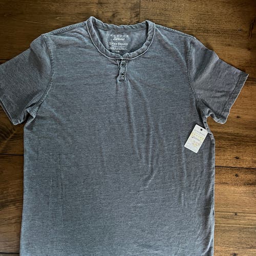 Lucky Brand Men’s Cotton T Shirt. Gray. Size Large. New with Tags