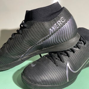 Black Unisex Used Size 8.5 (Women's 9.5) Indoor Nike Mercurial Superfly Cleats