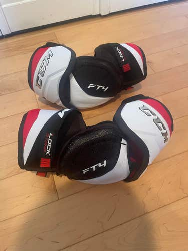 CCM FT4 Elbow Pads Large