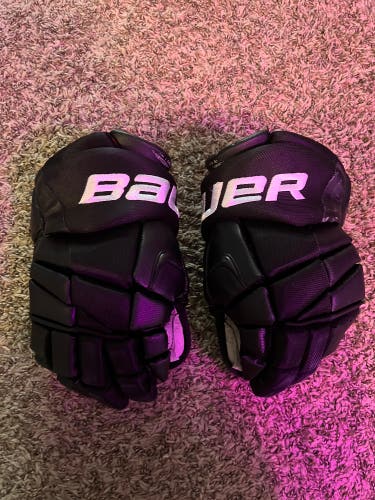 Bauer 13" Vapor X7.0 Gloves
