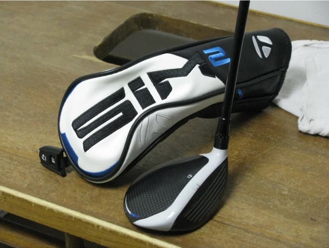 Taylormade sim 2 rocket fairway 3 wood
