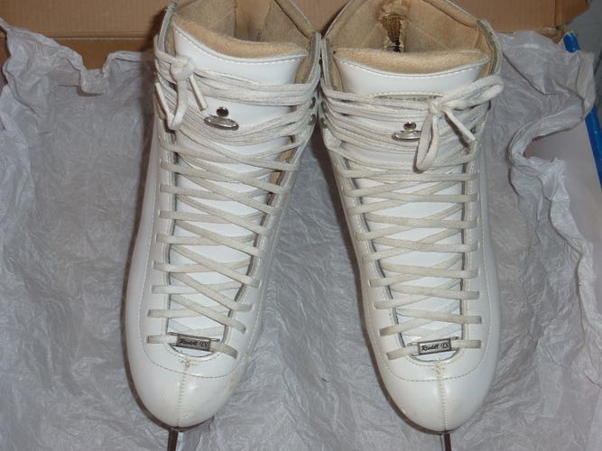 RIEDELL TS Ladies White Leather Figure Ice Skates Size 5+1/2, B-A Width w/ JW Pattern 99 Blades