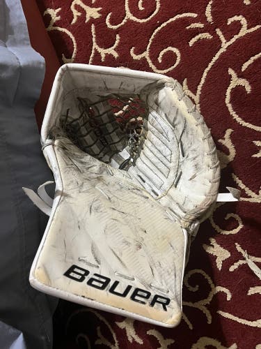 Bauer 2s pro catcher glove White