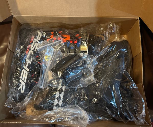 Men's Used Fischer All Mountain RC4 The Curv 130  One Vacuum Full Fit Ski Boots