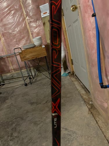 Bauer Vapor 1X Lite + Bauer Sync Hockey Sticks