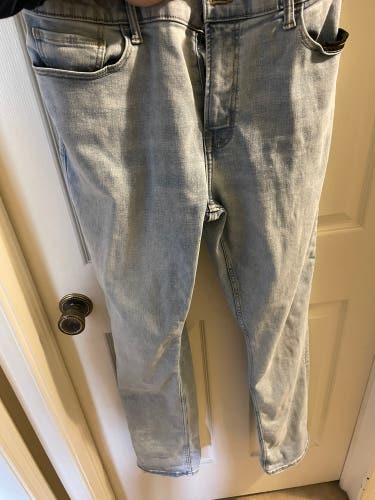 Old Navy 360 Stretch Jeans 38/34