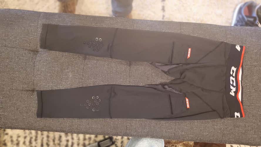 Black Used Large CCM Compression