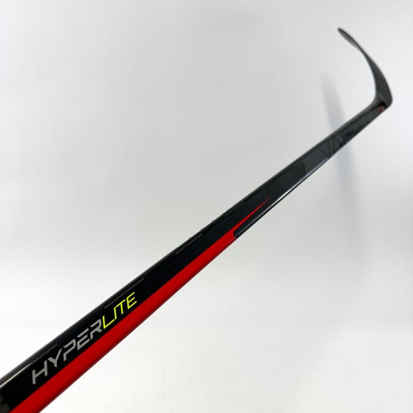 Brand New Right Handed Bauer Vapor Hyperlite 65 Flex P92 Curve Grip Intermediate