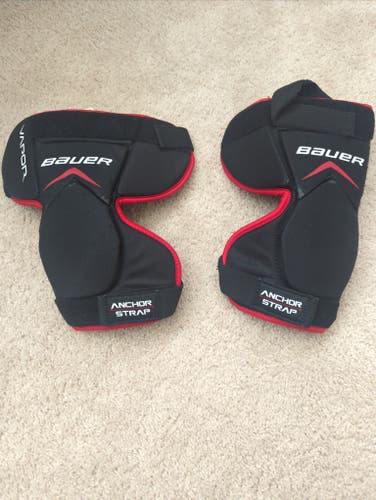 Used Bauer Vapor X900 Knee Guards