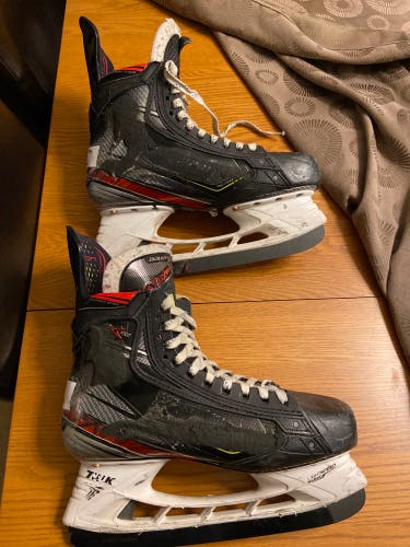 Senior Used Bauer Vapor 2X Pro Hockey Skates Regular Width Size 10 (USK445)
