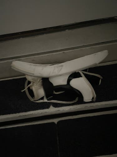 Ccm 4.9 blocker regular (senior)