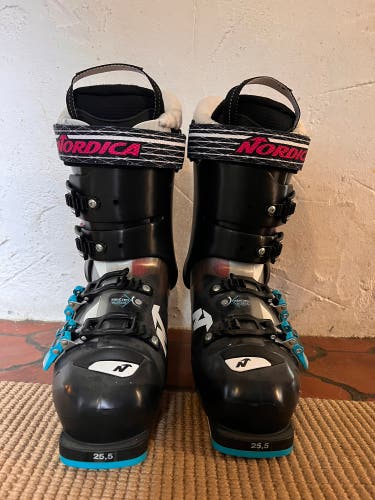 Nordica SpeedMachine 115 W.