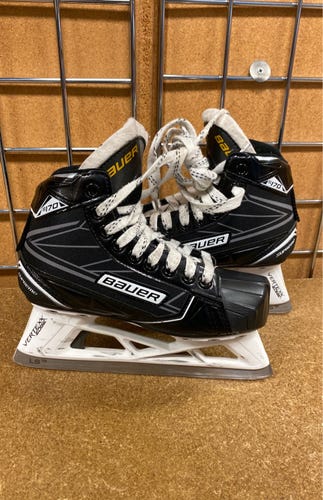Bauer Used Junior Size 2 Hockey Goalie Skates
