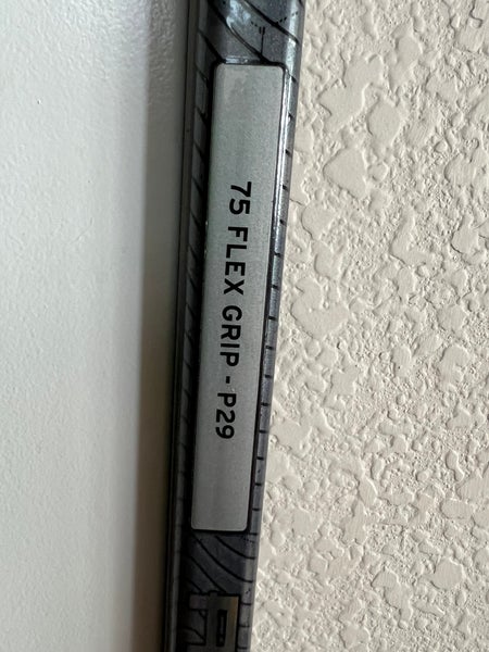 Senior Right Handed P29 RibCor Trigger 6 Pro Hockey Stick