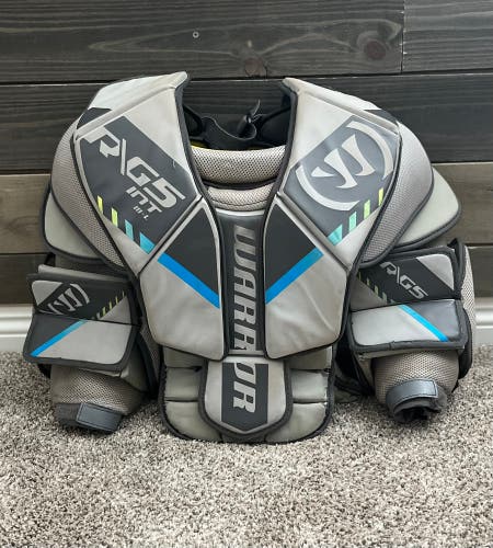Used Medium Warrior Ritual G5 Goalie Chest Protector