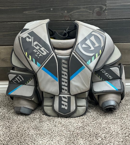 Used Medium Warrior Ritual G5 Goalie Chest Protector