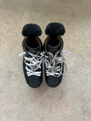 Used True Regular Width Pro Stock Size 9 Pro Custom Hockey Skates