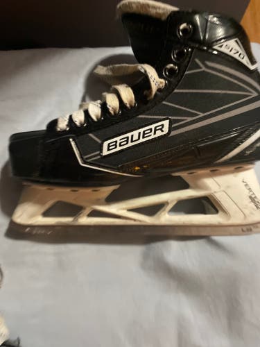 Used Bauer Regular Width  Size 6 Supreme S170 Hockey Goalie Skates