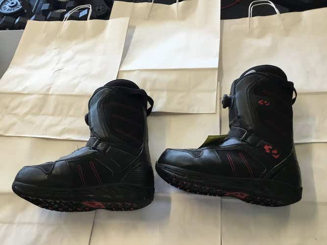 Used K2 Senior 8 Mens Snowboard Boots
