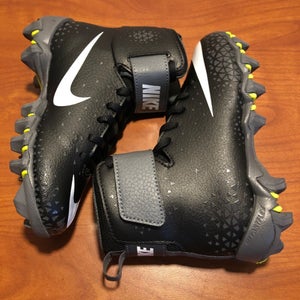 Nike Boys 12C Cleats Athletic Shoes Football Lacrosse Black Youth Savage Shark
