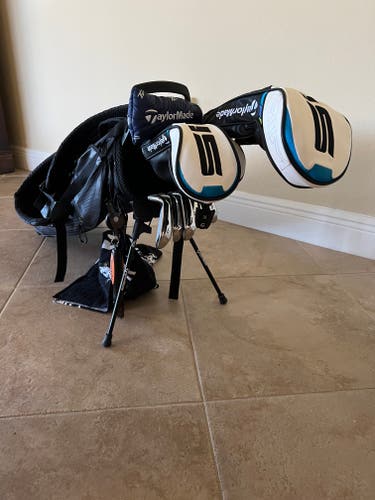 TaylorMade Quiver Carry Bag