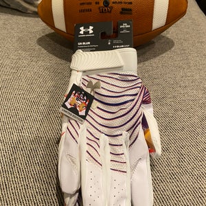 NWT men's XXL Under Armour UA blur limited edition Football Gloves