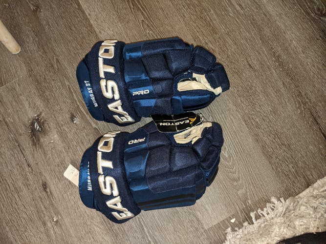 CBJ 3rds Easton Pro 4 Roll Gloves 14" Pro Stock