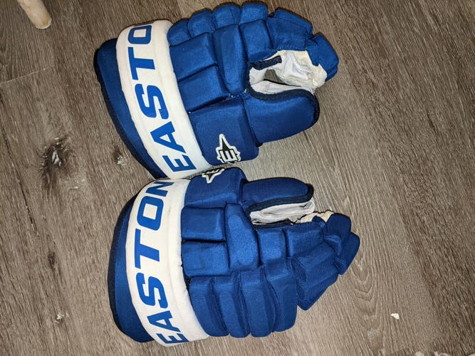 Game Used Phil Kessel Easton Pro 4 Roll Gloves 14"
