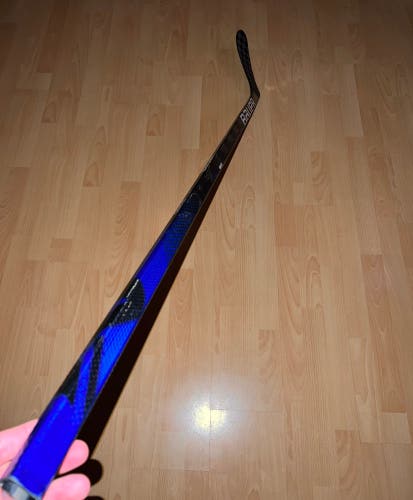 Intermediate Left Hand P28 Pro Stock Nexus Geo Hockey Stick
