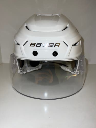 New Medium Bauer Pro Stock Hyperlite Helmet