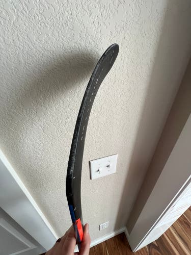 Warrior QRE50 Right Handed W28 85 Flex Stick