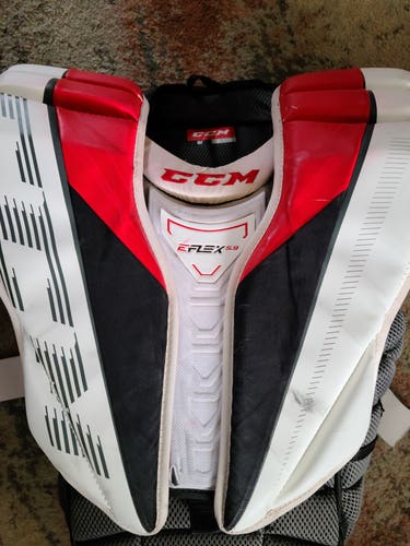 Used Medium CCM Eflex 5.9 Goalie Chest Protector Pro Stock
